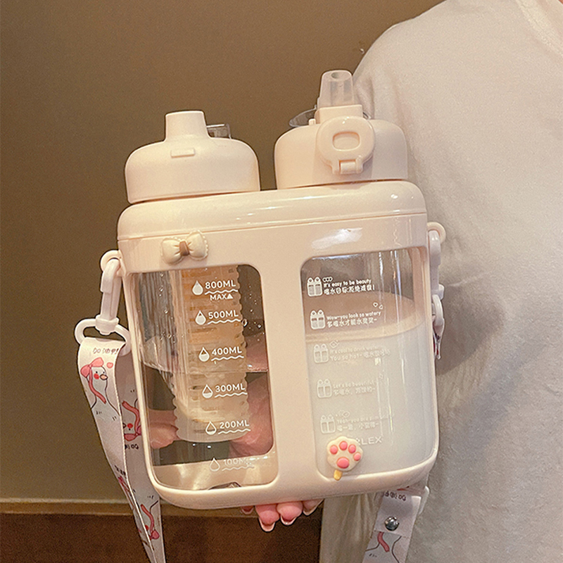 ストロー付きのポータブルで耐熱性のあるプラスチック製ウォータ - Water Purification Straw のレビューと価格
